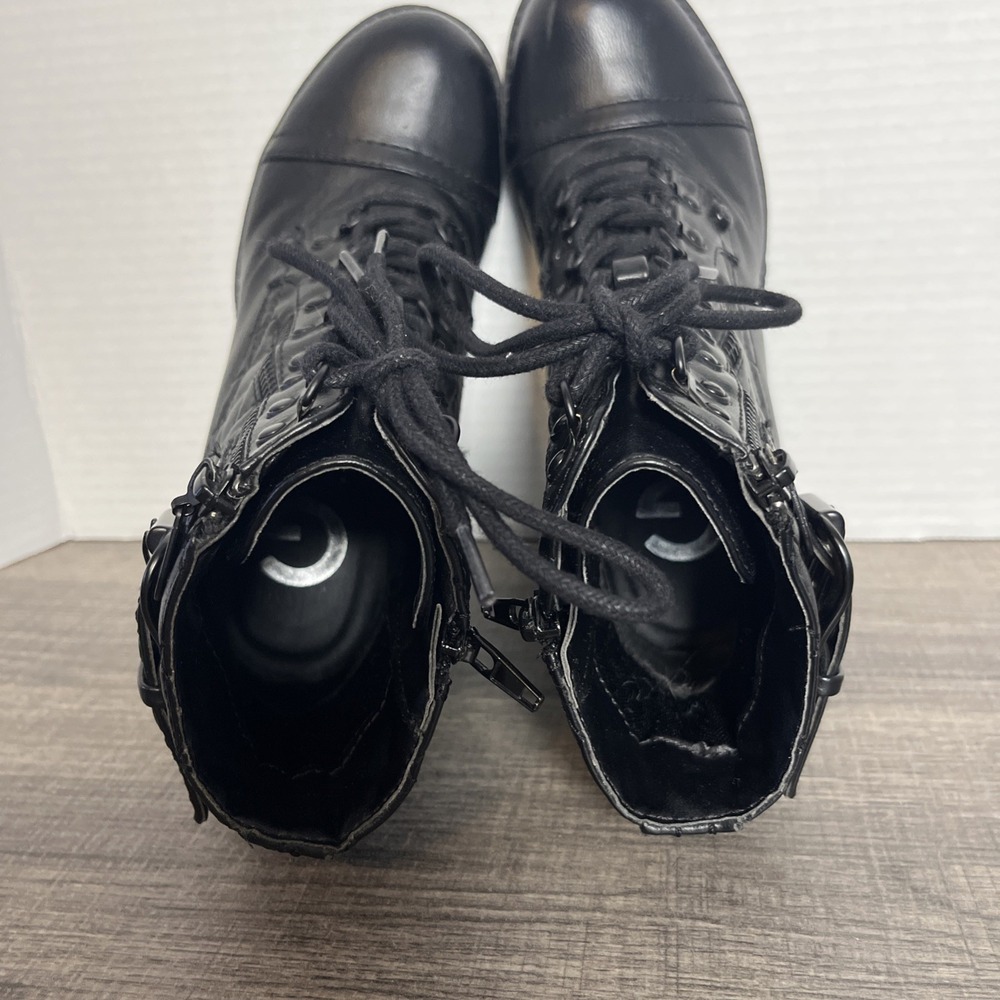 G by Guess Combat Boots 6.5 Black Lace up Zip Biker Heel Ankle Bootie Whimsigoth - Picture 5 of 11